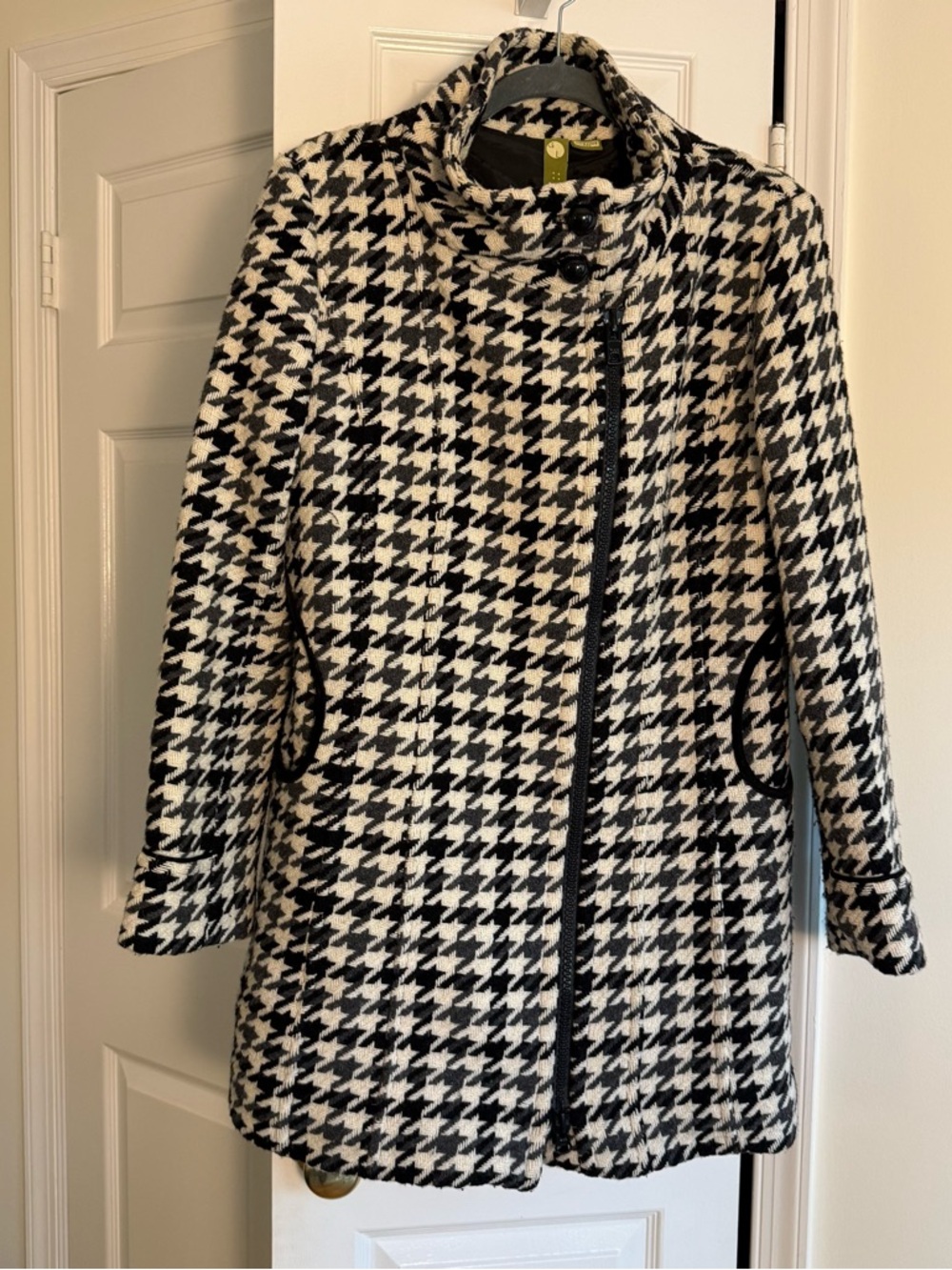 Vintage Soia & Kyo Houndstooth Wool Coat Wool Asymmetric Zip Circle Pockets L